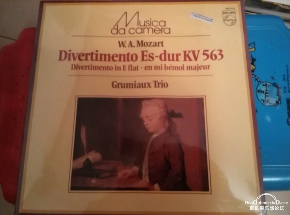 С MOZART DIVERTIMENTO-1.jpg