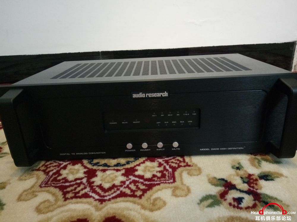 Audio Research DAC-8-1.jpg