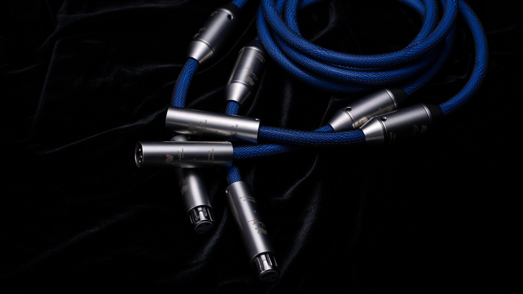 xlr-04s.jpg