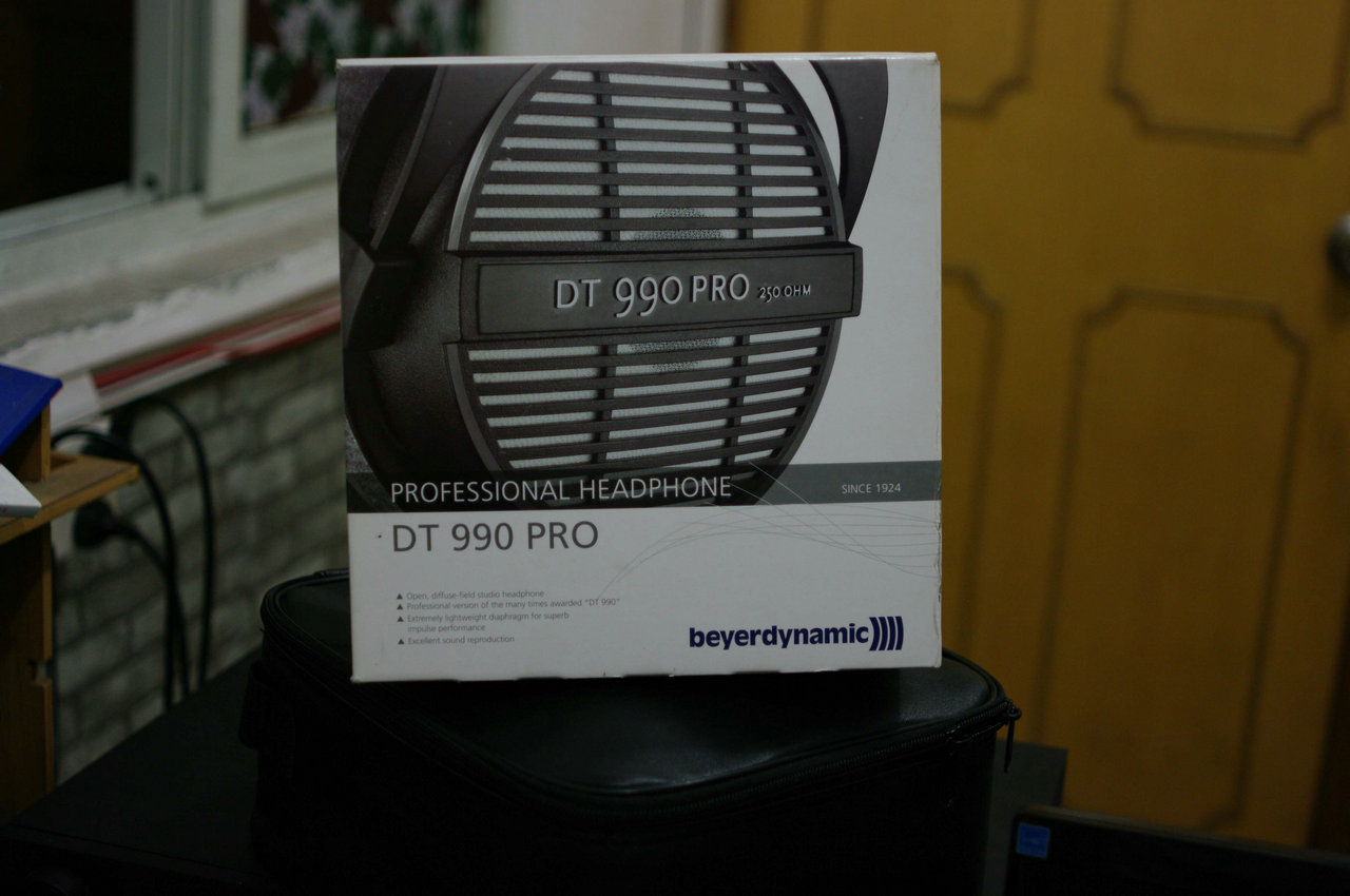 DT990 PRO 05.jpg