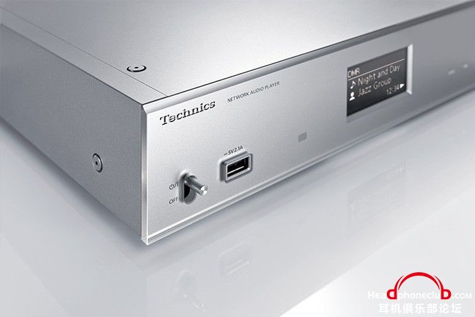 Premium_Class_ST-C700_Network_Audio_Player_2_web.jpg